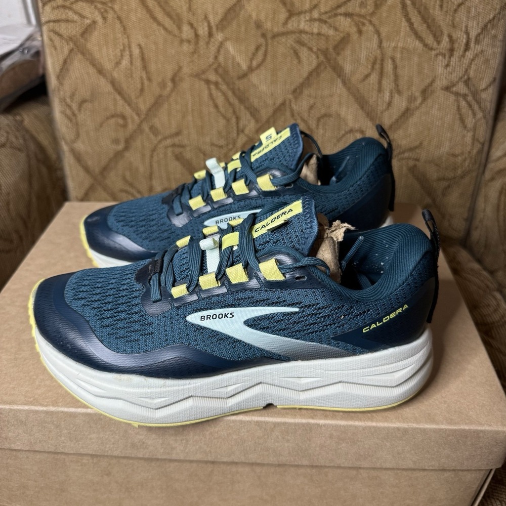 Brooks Caldera 5 Women's 6.5B Blue‎ Green Gray Athletic Running Shoes Sneakers